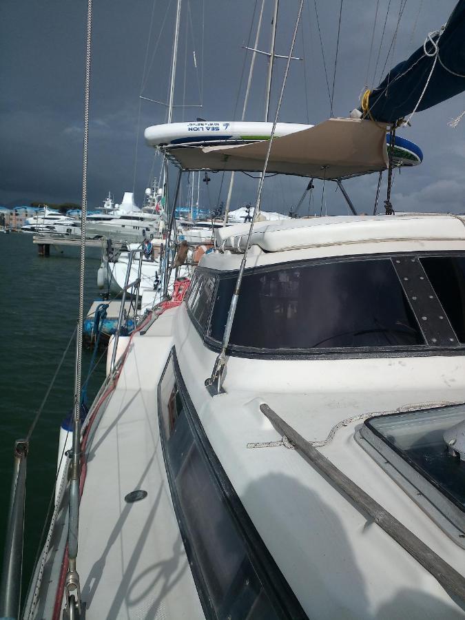 Hotel Bed & Boat Brezza Del Mare Viareggio Exterior foto